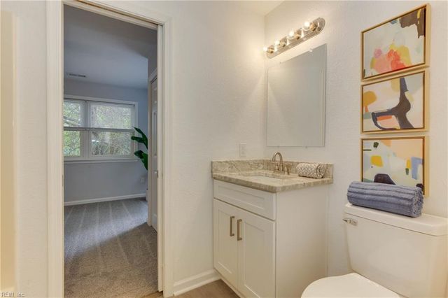 840 Crepe Myrtle LN, Virginia Beach, VA 23455