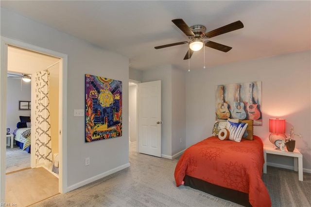 840 Crepe Myrtle LN, Virginia Beach, VA 23455