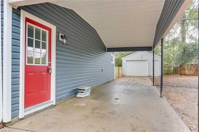 840 Crepe Myrtle LN, Virginia Beach, VA 23455