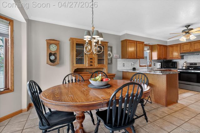 3965 Aspen Court, Trenton, MI 48183