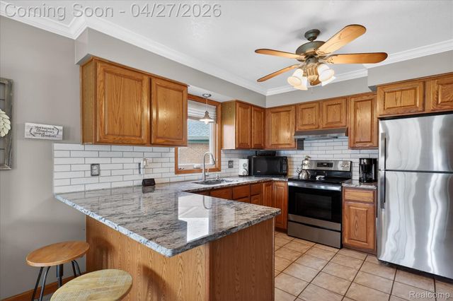 3965 Aspen Court, Trenton, MI 48183