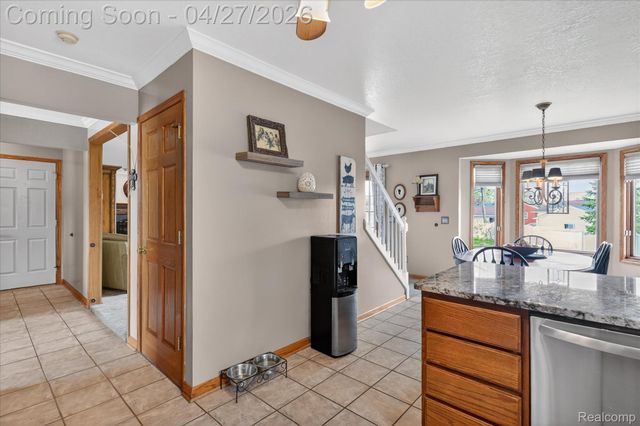 3965 Aspen Court, Trenton, MI 48183