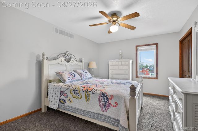 3965 Aspen Court, Trenton, MI 48183