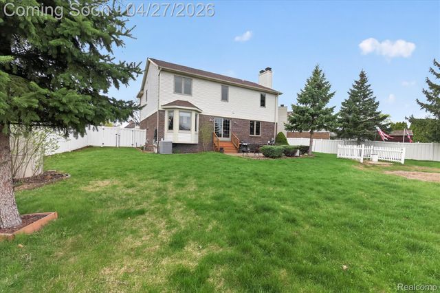 3965 Aspen Court, Trenton, MI 48183