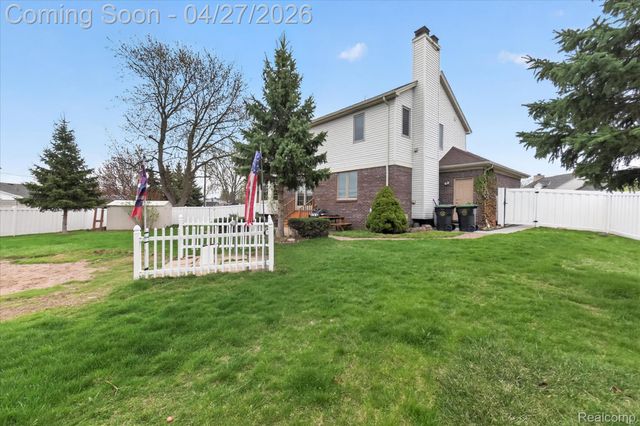 3965 Aspen Court, Trenton, MI 48183