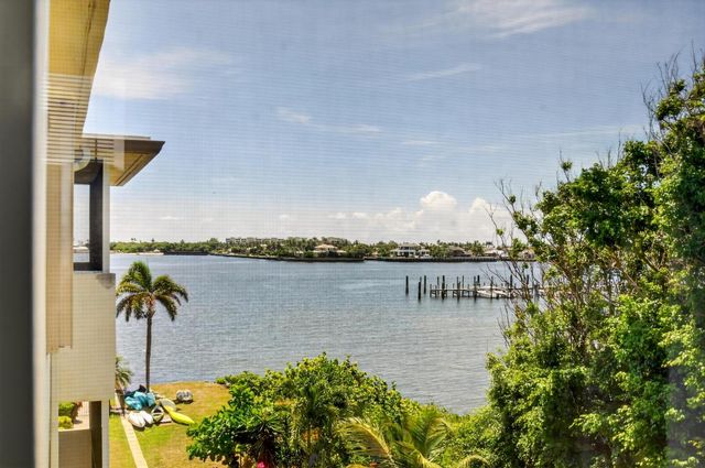 1810 New Palm Way 415, Boynton Beach, FL 33435