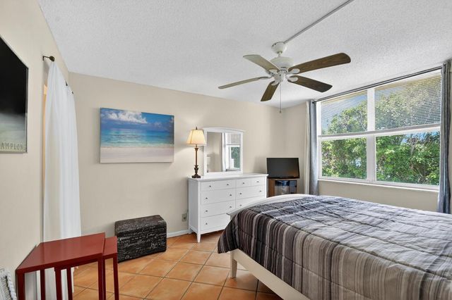 1810 New Palm Way 415, Boynton Beach, FL 33435