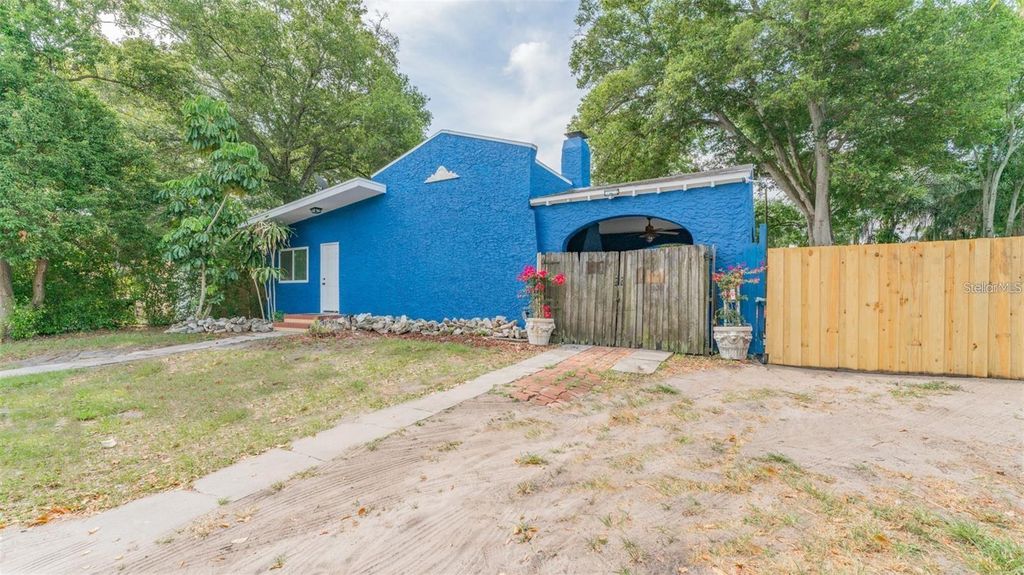 1537 DREW STREET, Clearwater, FL 33755