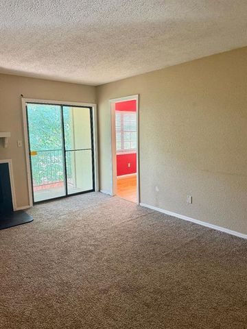 1711 E Lindsey Street 4, Norman, OK 73071