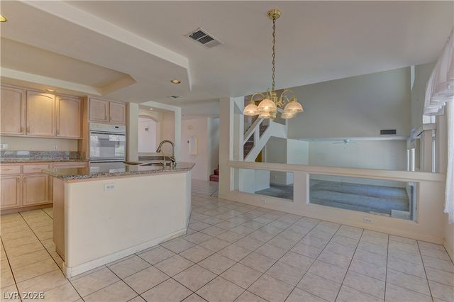 11 Old Lake Circle, Henderson, NV 89074