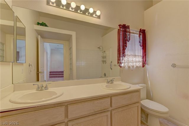 11 Old Lake Circle, Henderson, NV 89074