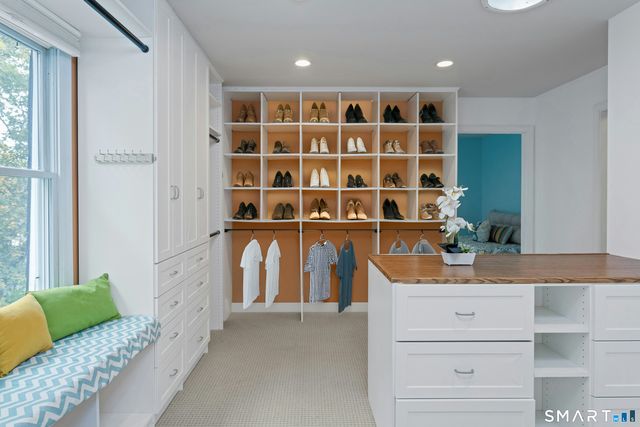 35 Hilltop Circle East, Milford, CT 06460