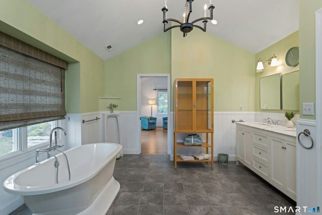 35 Hilltop Circle East, Milford, CT 06460