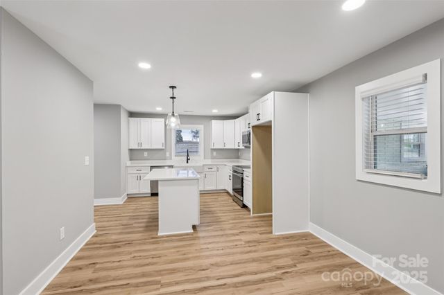 246 E Church Street, New London, NC 28127