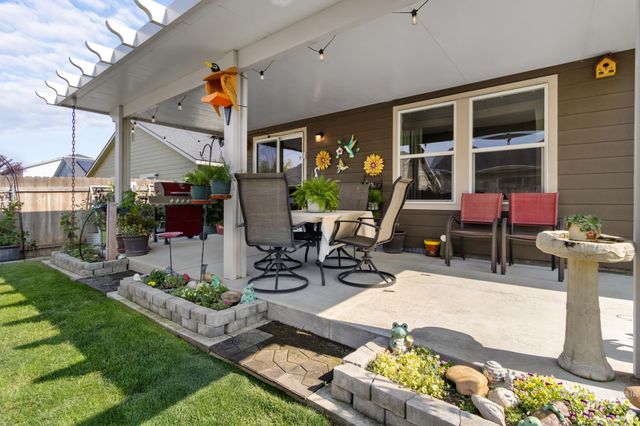 11706 Wilmington St, Caldwell, ID 83605