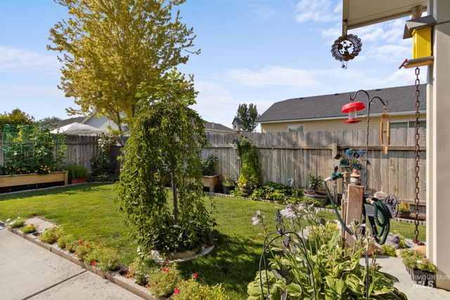 11706 Wilmington St, Caldwell, ID 83605