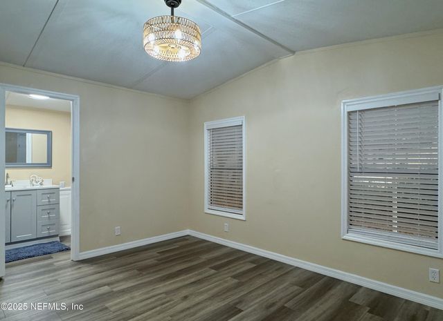 106 RIDGEWOOD Avenue, Interlachen, FL 32148