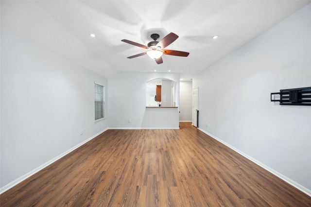 15838 Lost Anchor Way Lane, Houston, TX 77044