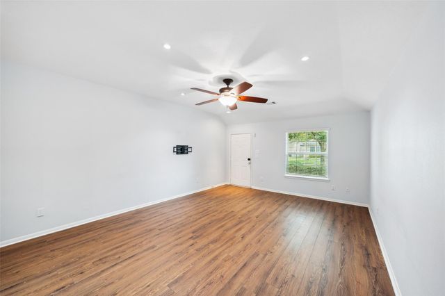 15838 Lost Anchor Way Lane, Houston, TX 77044