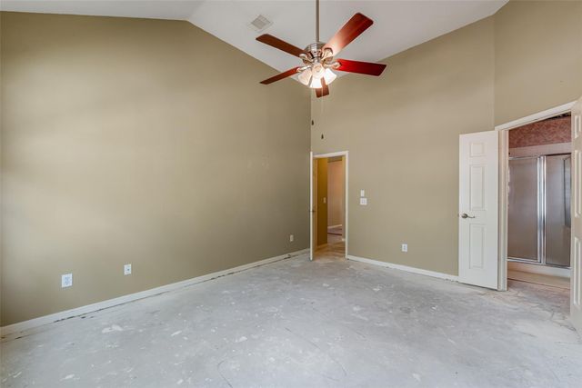 147 S Winterport Circle, The Woodlands, TX 77382