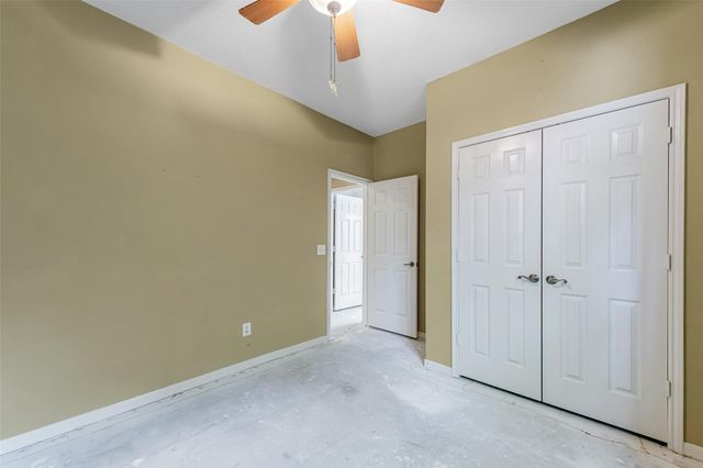 147 S Winterport Circle, The Woodlands, TX 77382