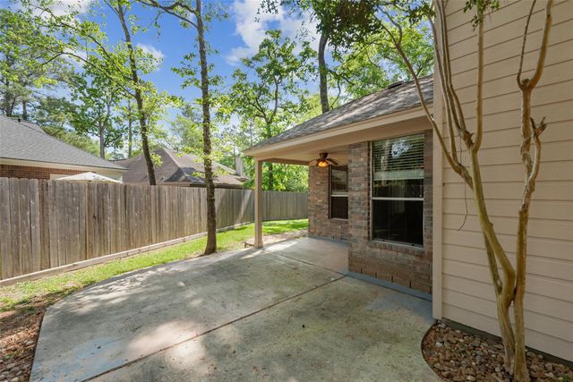 147 S Winterport Circle, The Woodlands, TX 77382