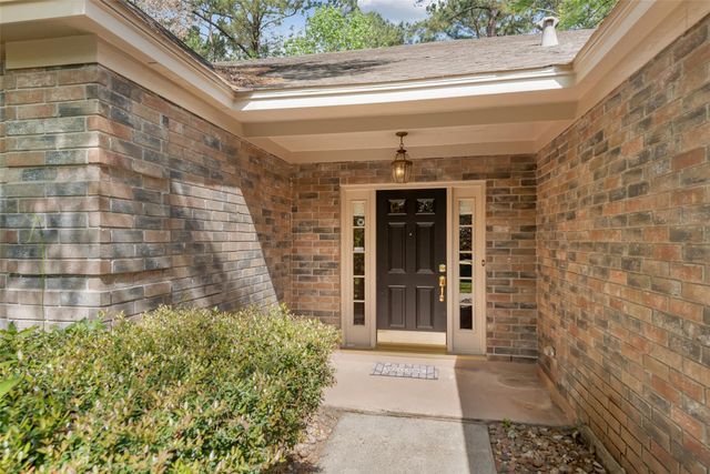 147 S Winterport Circle, The Woodlands, TX 77382