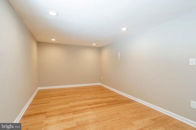 329 HILLCREST AVE, Conshohocken, PA 19428