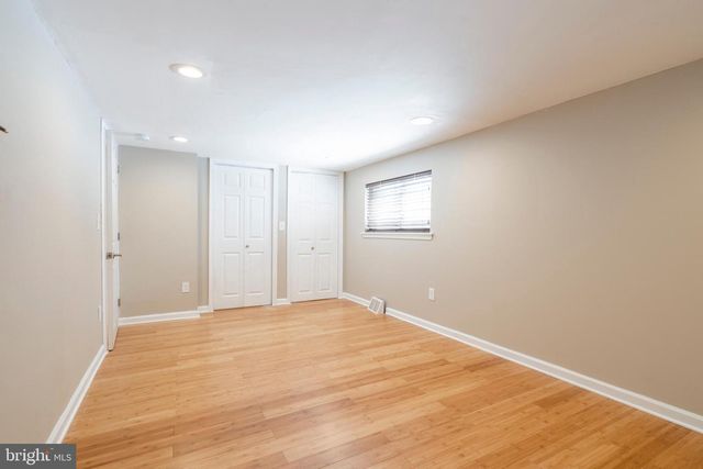 329 HILLCREST AVE, Conshohocken, PA 19428