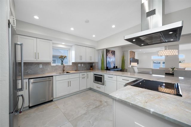 540 59TH AVENUE, St Pete Beach, FL 33706