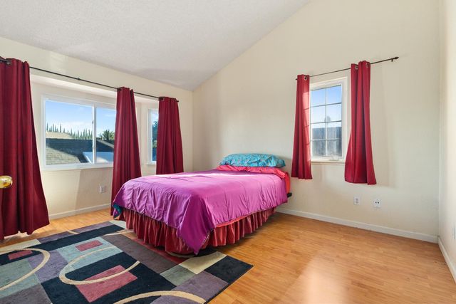 2407 Seamist Dr, Sacramento, CA 95833