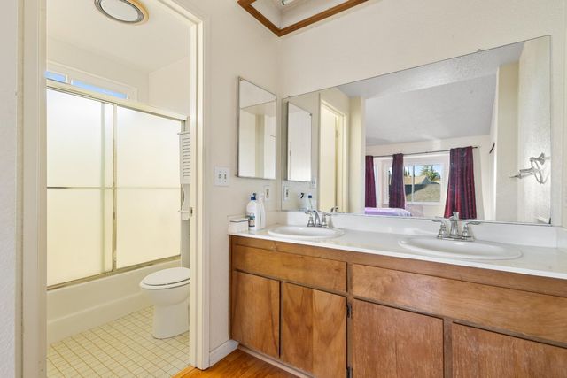 2407 Seamist Dr, Sacramento, CA 95833