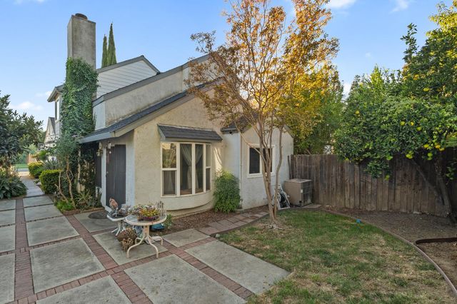 2407 Seamist Dr, Sacramento, CA 95833