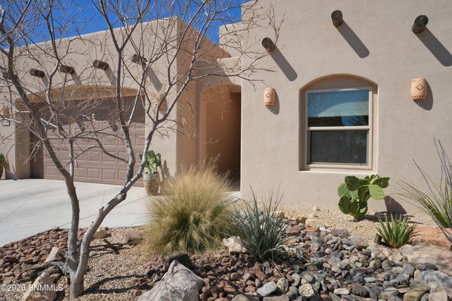 8081 Willow Bloom Circle, Las Cruces, NM 88007