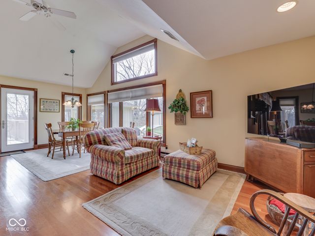 492 Valley Drive, Martinsville, IN 46151