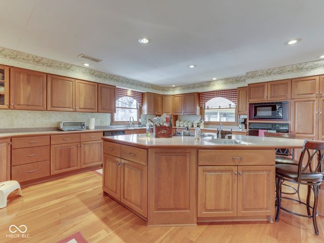 492 Valley Drive, Martinsville, IN 46151