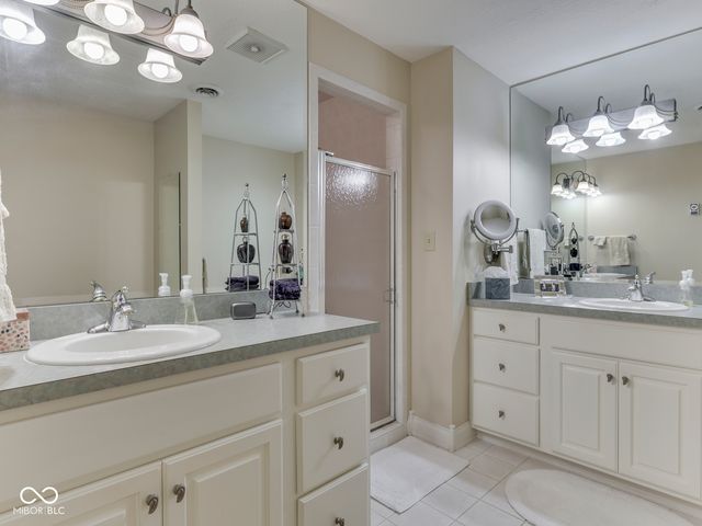 492 Valley Drive, Martinsville, IN 46151