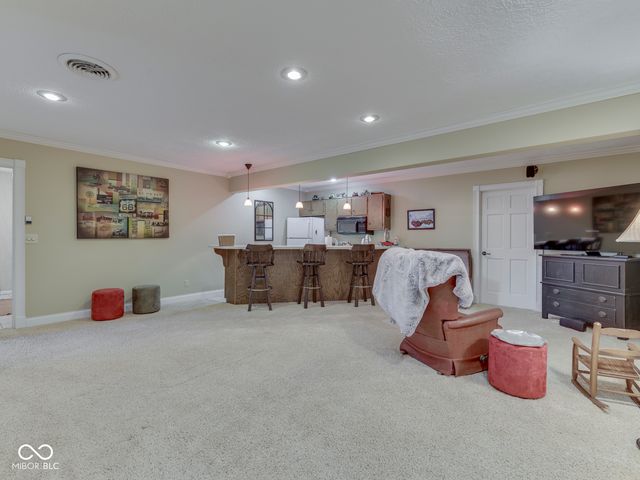 492 Valley Drive, Martinsville, IN 46151