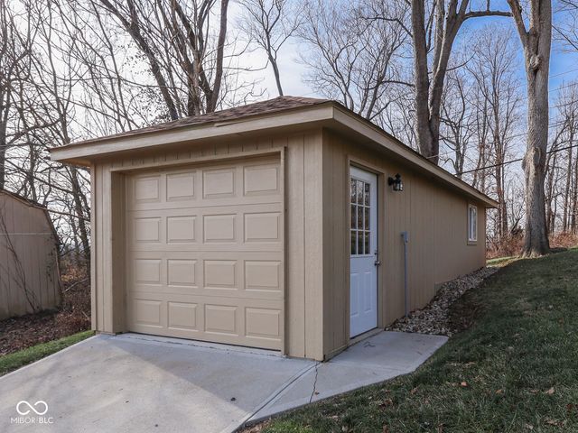 492 Valley Drive, Martinsville, IN 46151