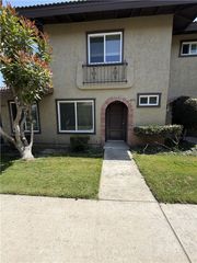 8876 Barcelona, Westminster, CA 92683