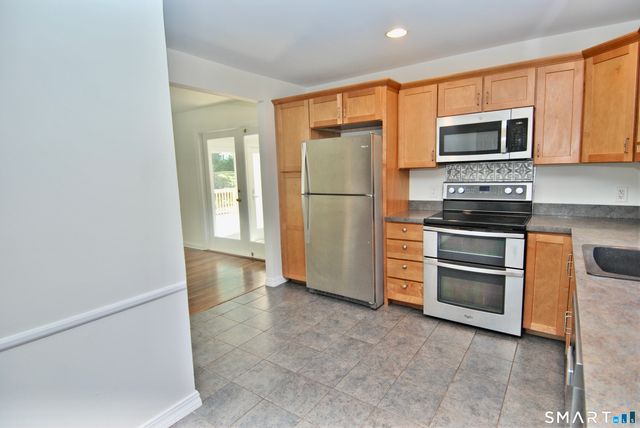 99 Cumpstone Drive, Hamden, CT 06518