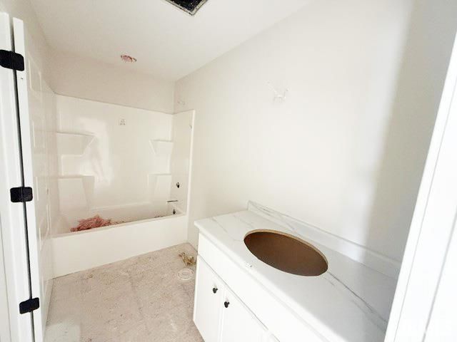 10784 Wild Iris Cove, Fort Wayne, IN 46818