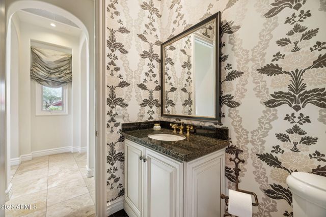 10310 E Sierra Pinta Drive, Scottsdale, AZ 85255