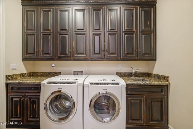 10310 E Sierra Pinta Drive, Scottsdale, AZ 85255