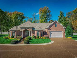 1469 Woodfield Drive, Newburgh, IN 47630