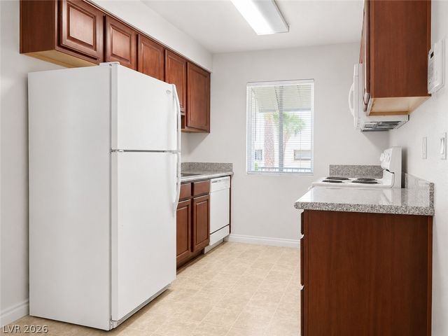 5020 Indian River Drive 436, Las Vegas, NV 89103