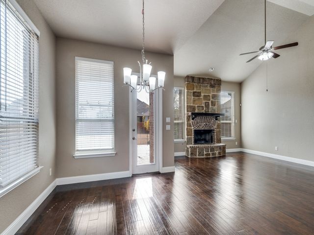 4514 Periwinkle Drive, Mansfield, TX 76063