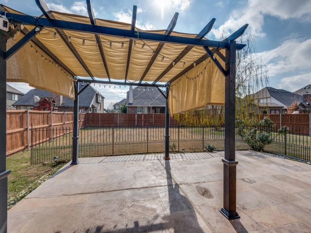 4514 Periwinkle Drive, Mansfield, TX 76063