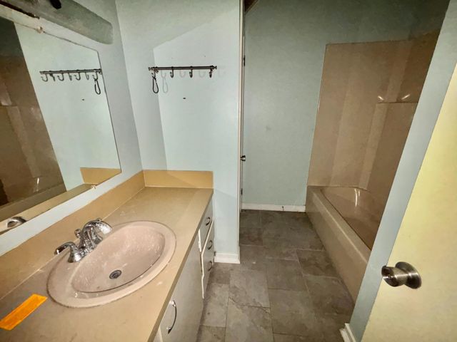 390 West 47th Street, Cut Off, LA 70345