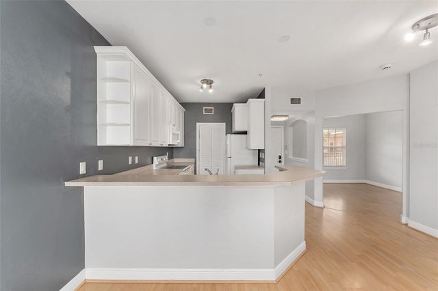 201 SE 2ND AVENUE 406, Gainesville, FL 32601